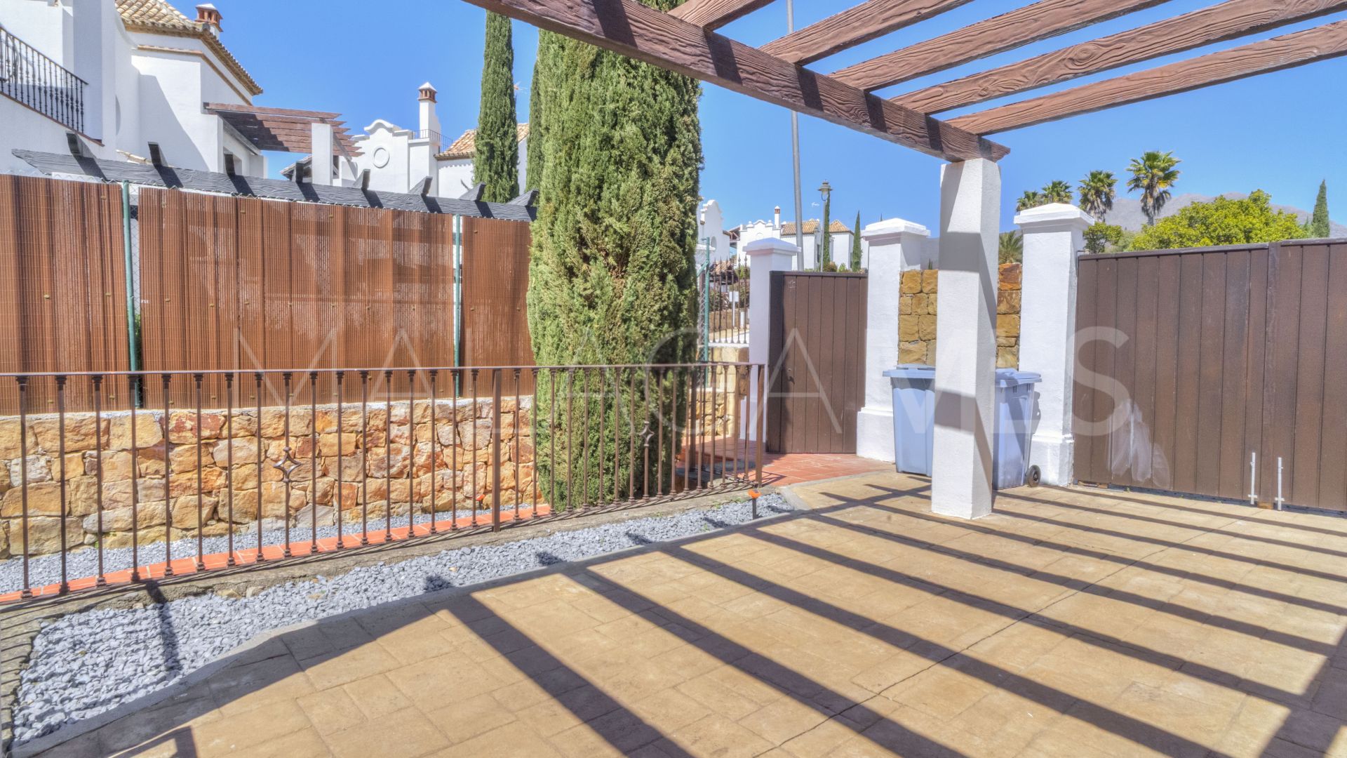 Parvilla for sale in Azata Golf