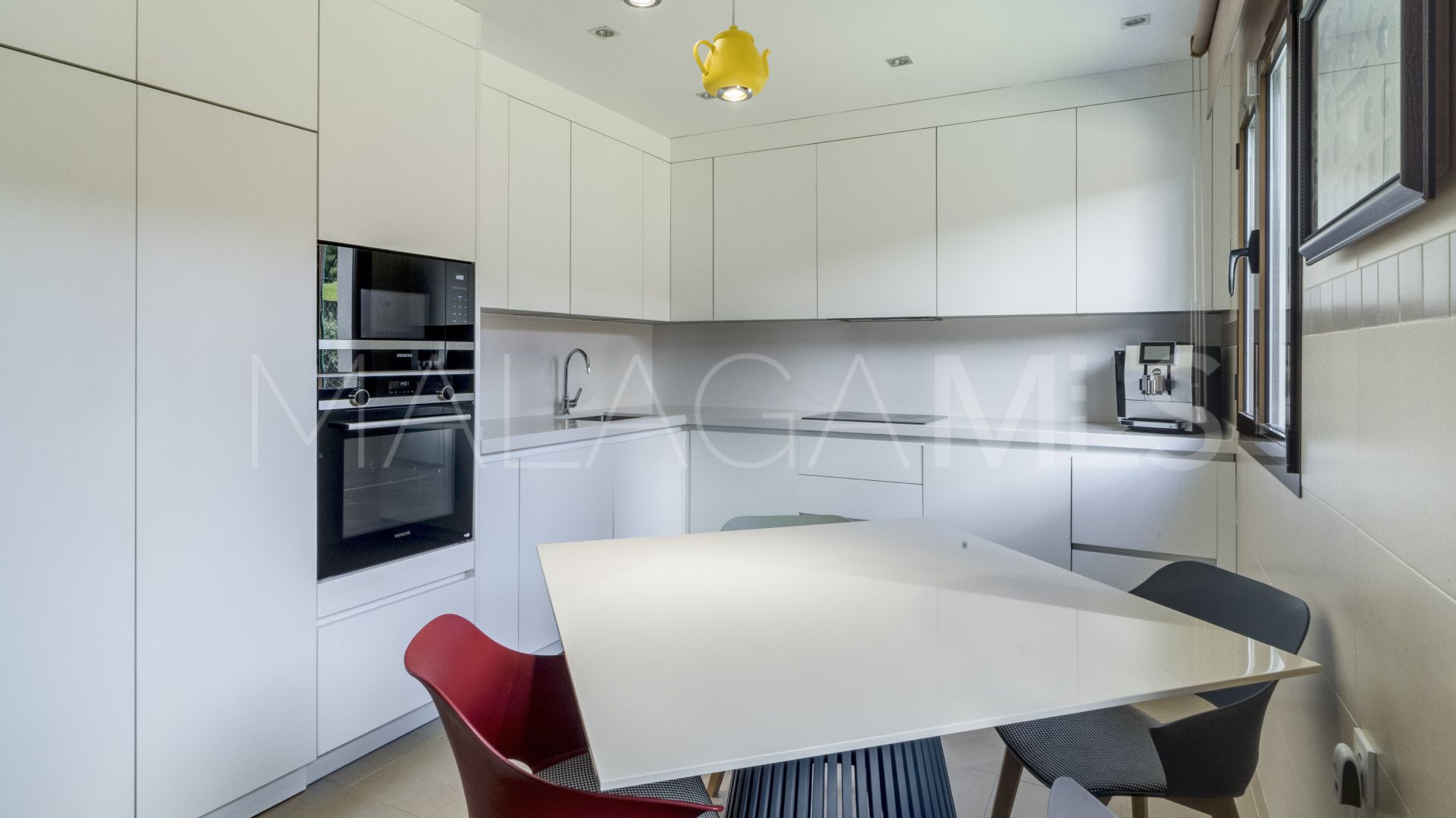 Parvilla for sale in Azata Golf