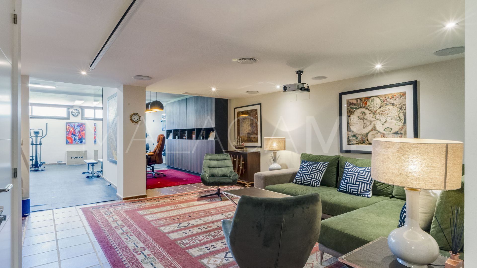 Parvilla for sale in Azata Golf