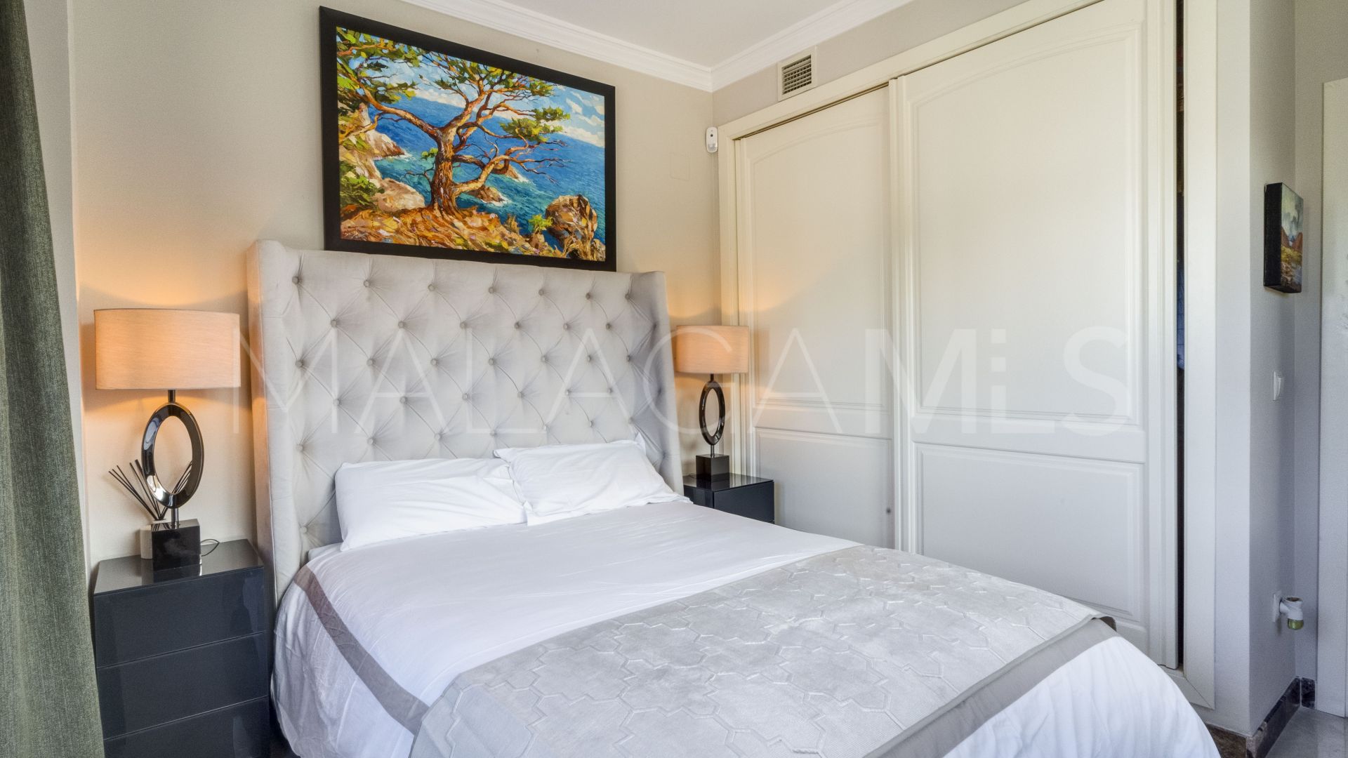 Parvilla for sale in Azata Golf