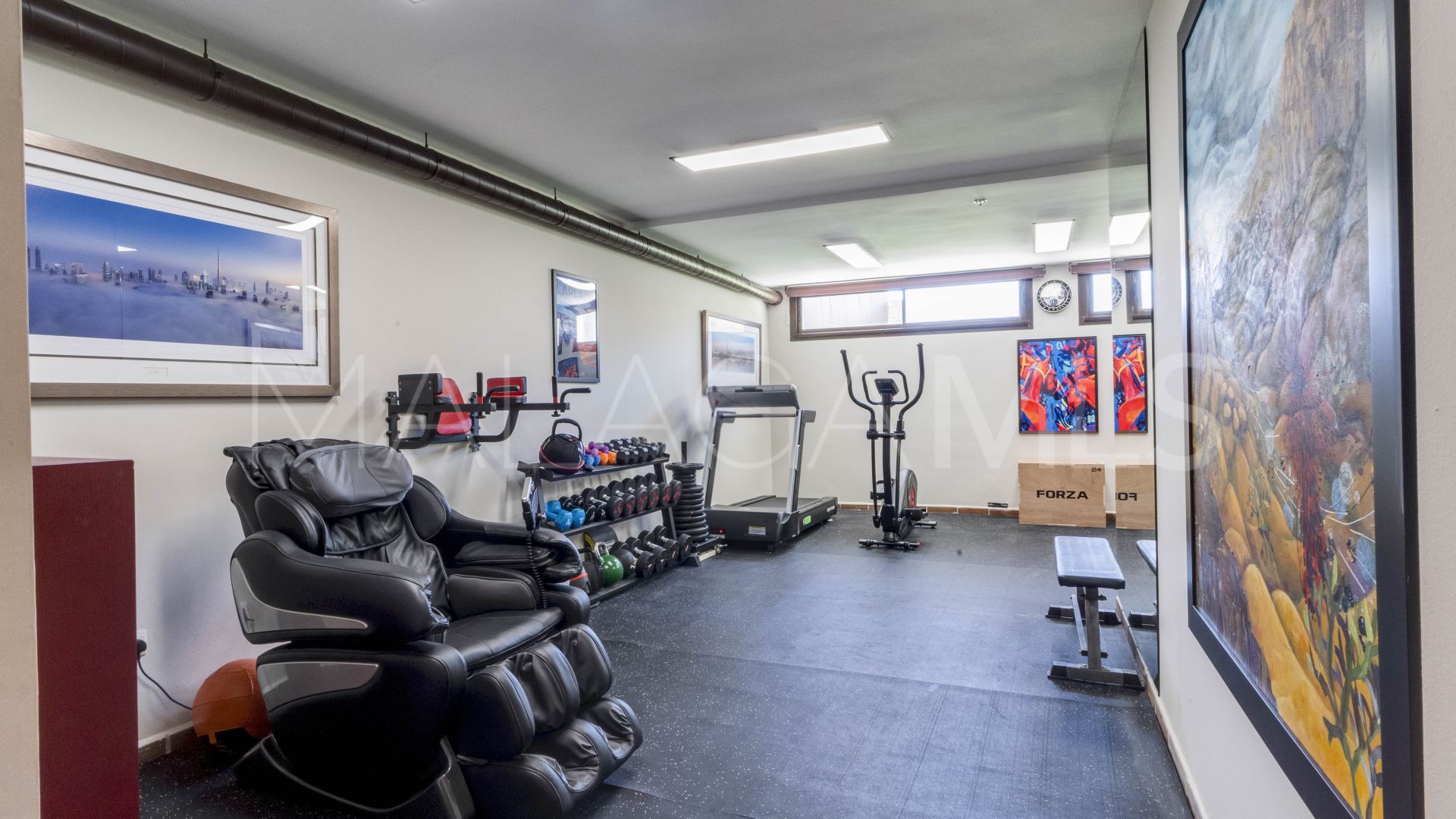 Parvilla for sale in Azata Golf