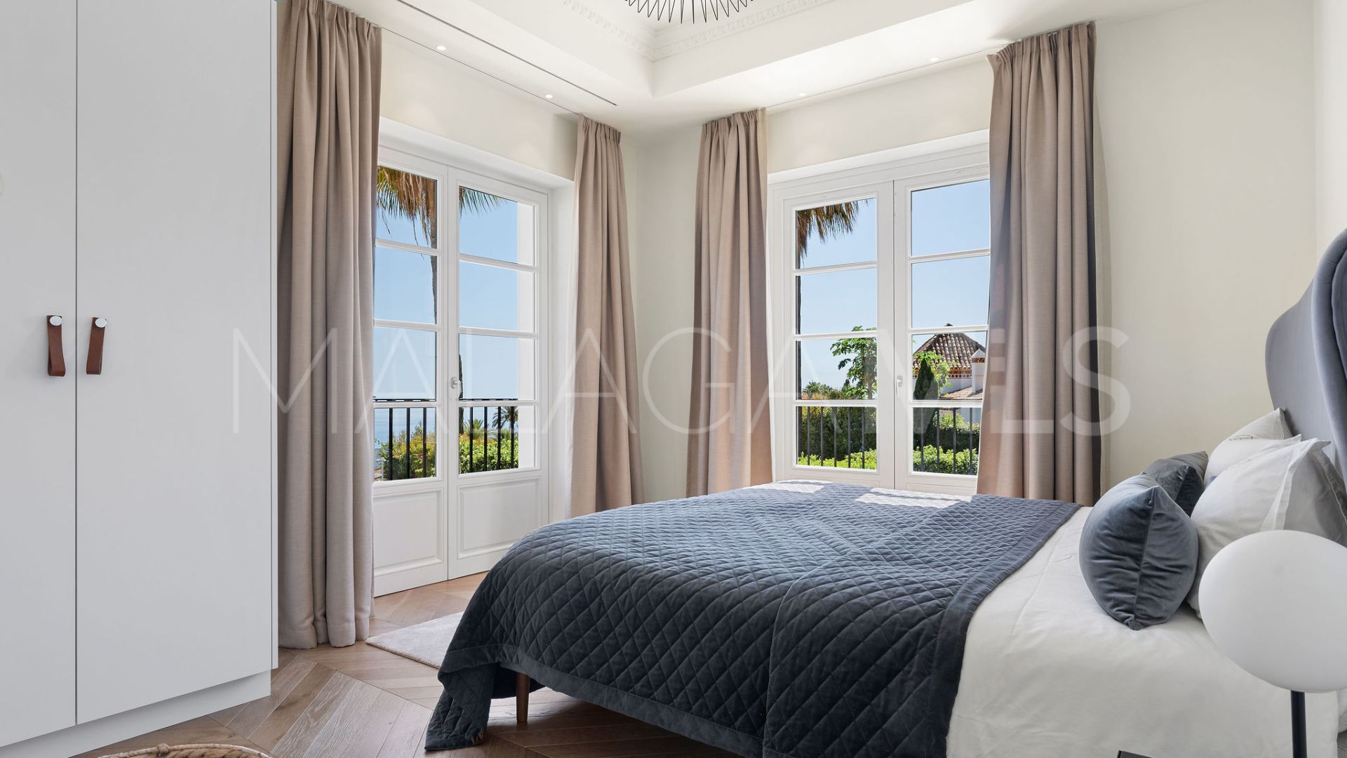 Villa for sale in Sierra Blanca