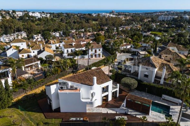 For sale Nueva Andalucia villa