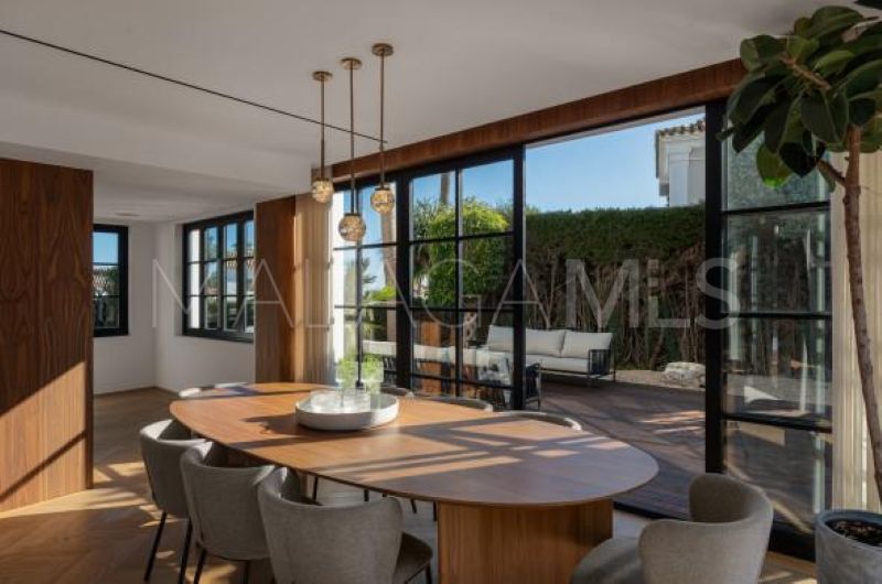 For sale Nueva Andalucia villa