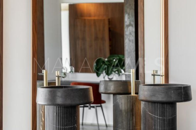 For sale Nueva Andalucia villa