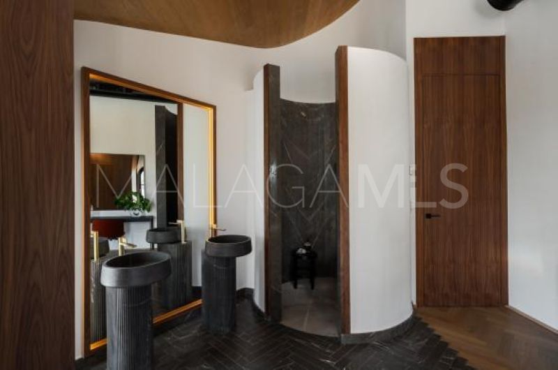 For sale Nueva Andalucia villa