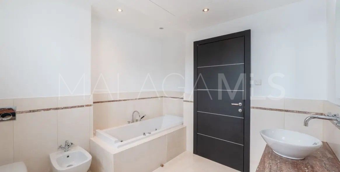 Parvilla for sale in Meisho Hills