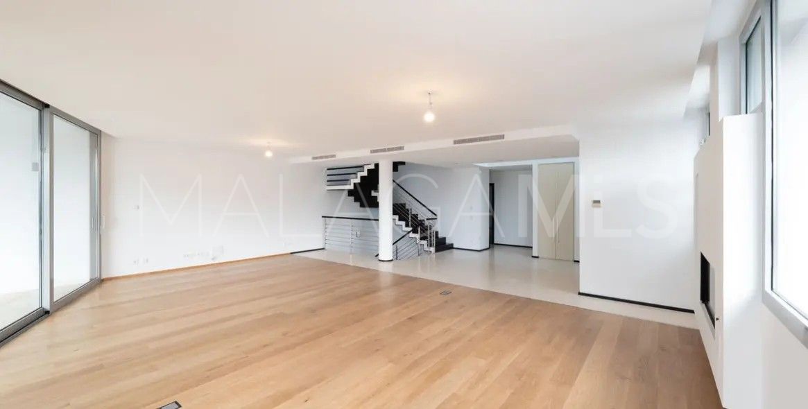 Parvilla for sale in Meisho Hills