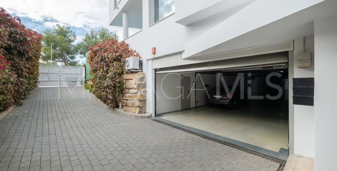 Parvilla for sale in Meisho Hills