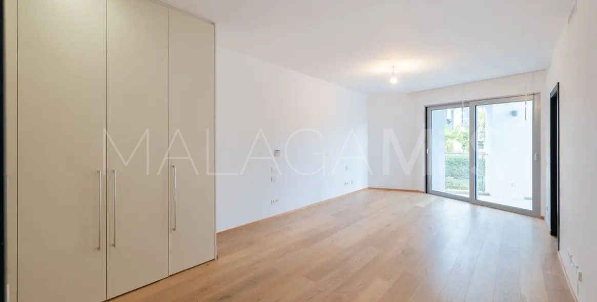 Parvilla for sale in Meisho Hills