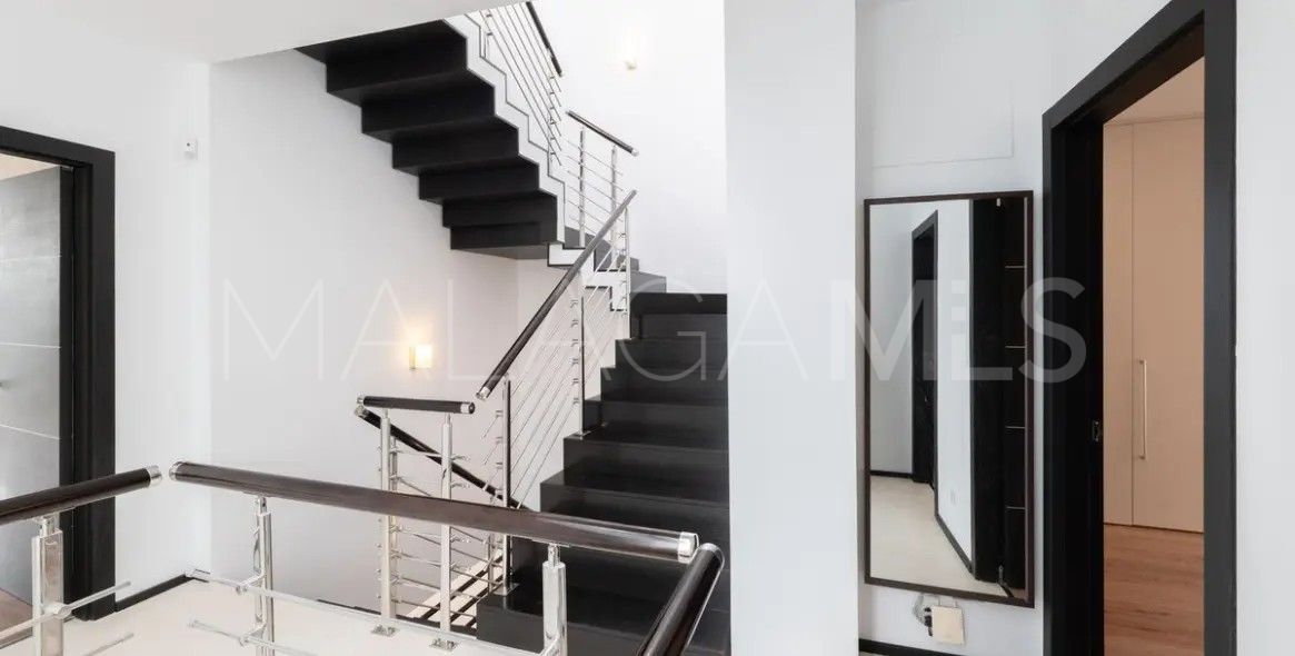 Parvilla for sale in Meisho Hills