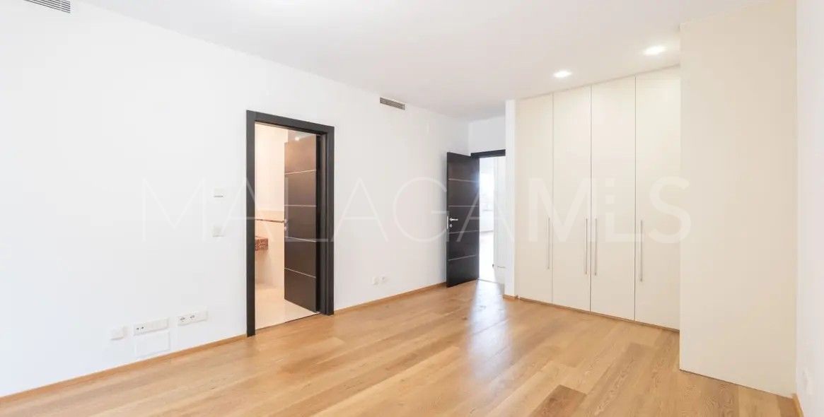 Parvilla for sale in Meisho Hills