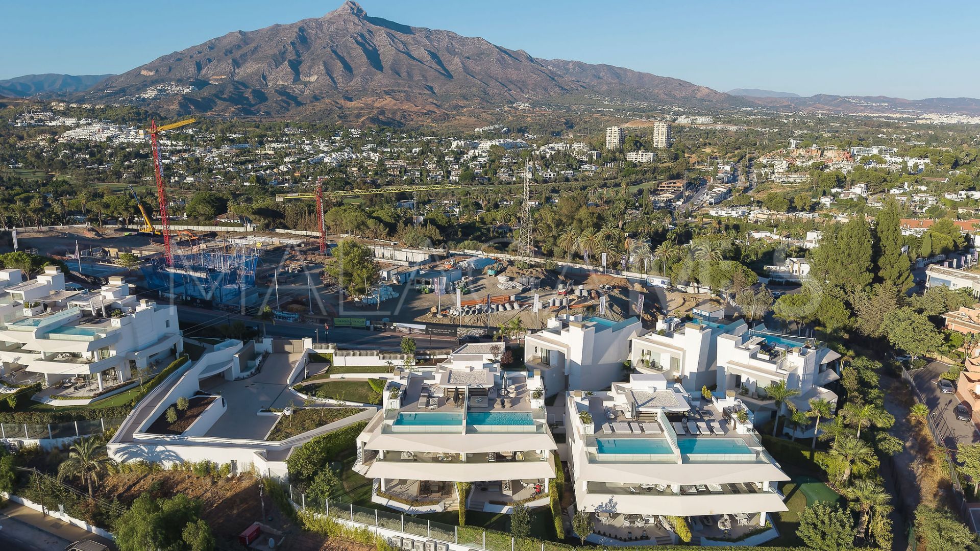 Parhus for sale in Celeste Marbella