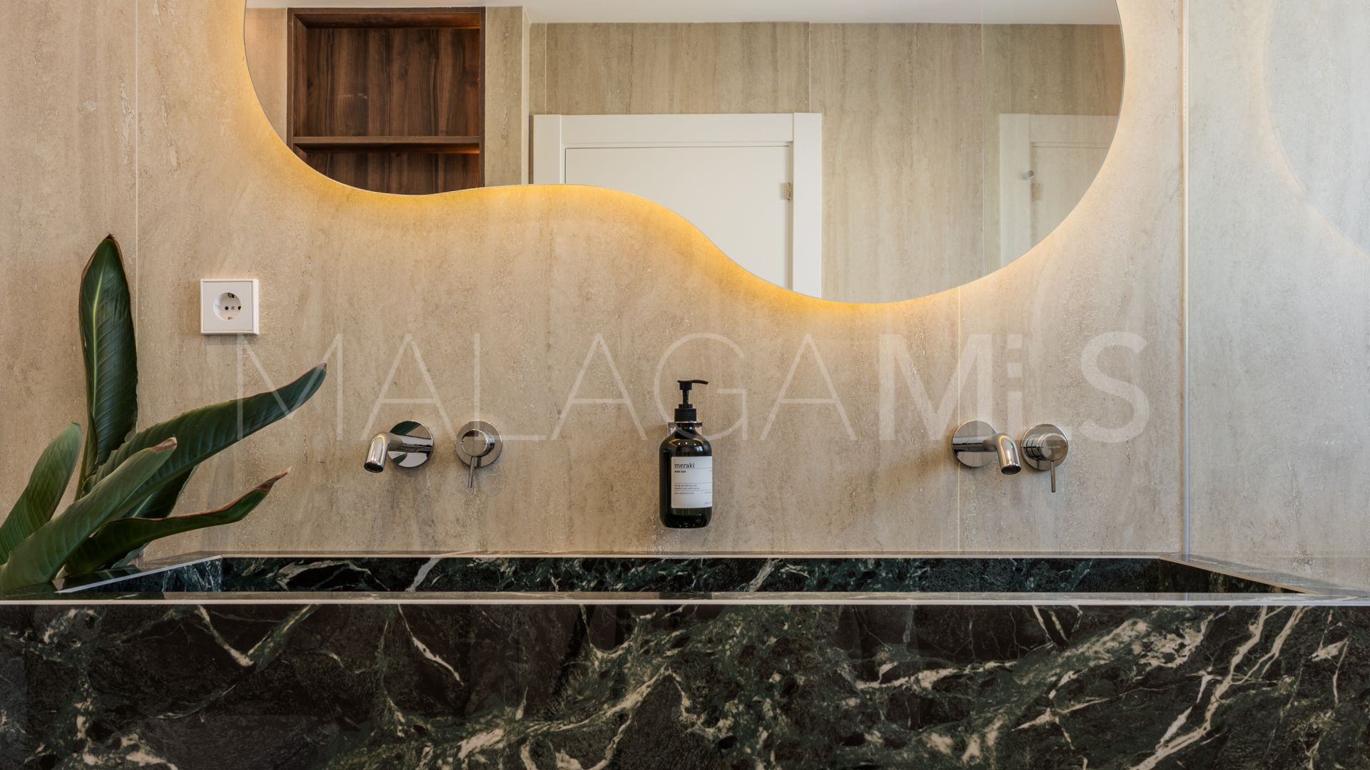 For sale 3 bedrooms duplex penthouse in La Quinta Village