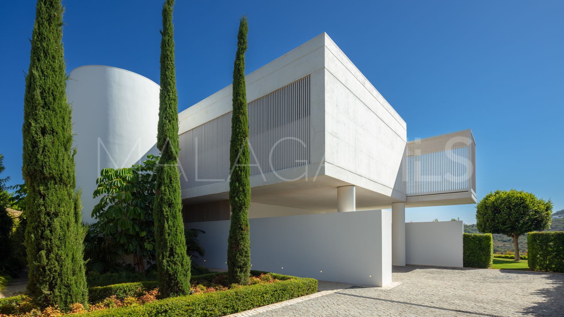 Buy villa with 5 bedrooms in Finca Cortesin