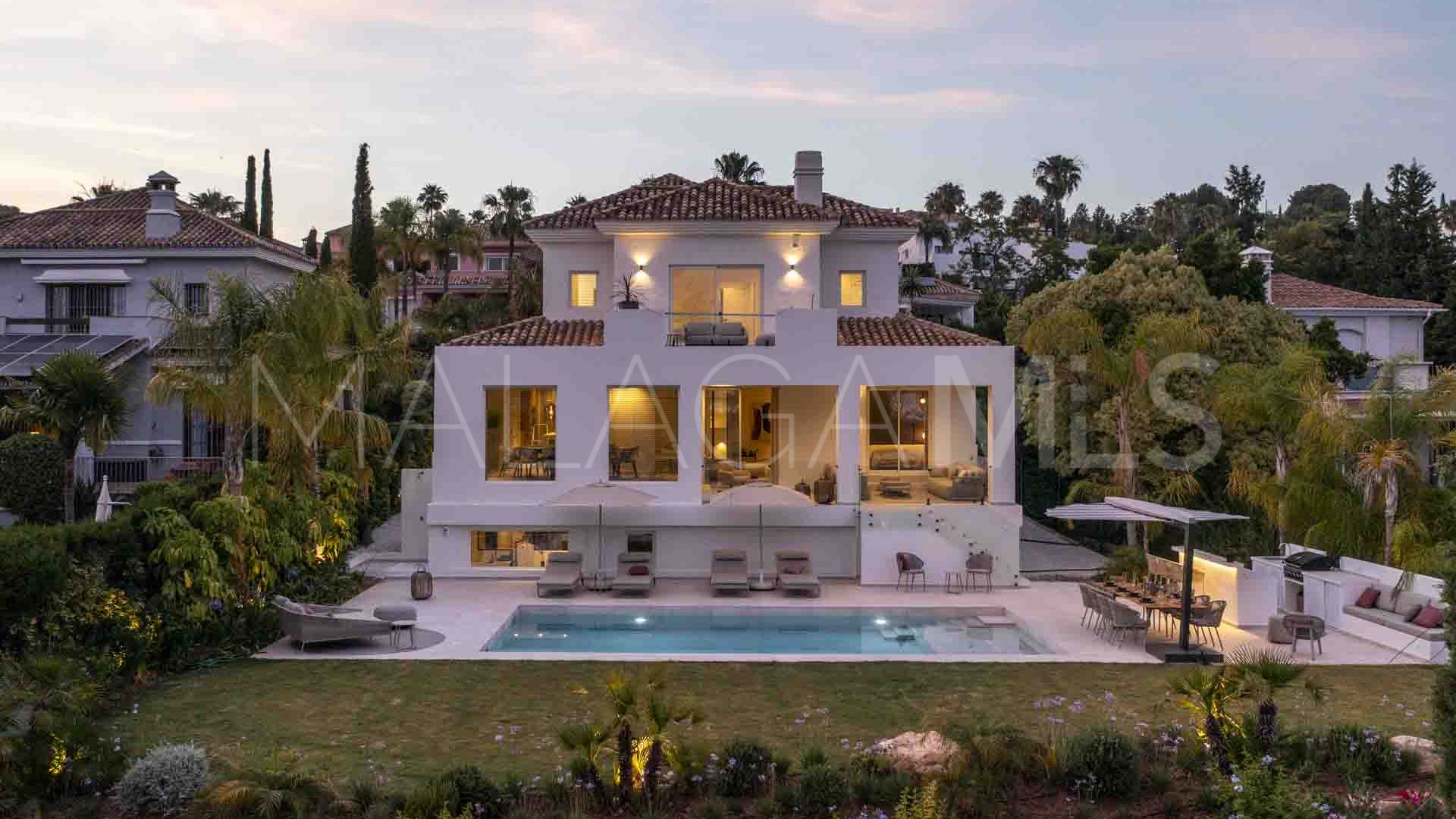 Villa for sale in Atalaya Golf