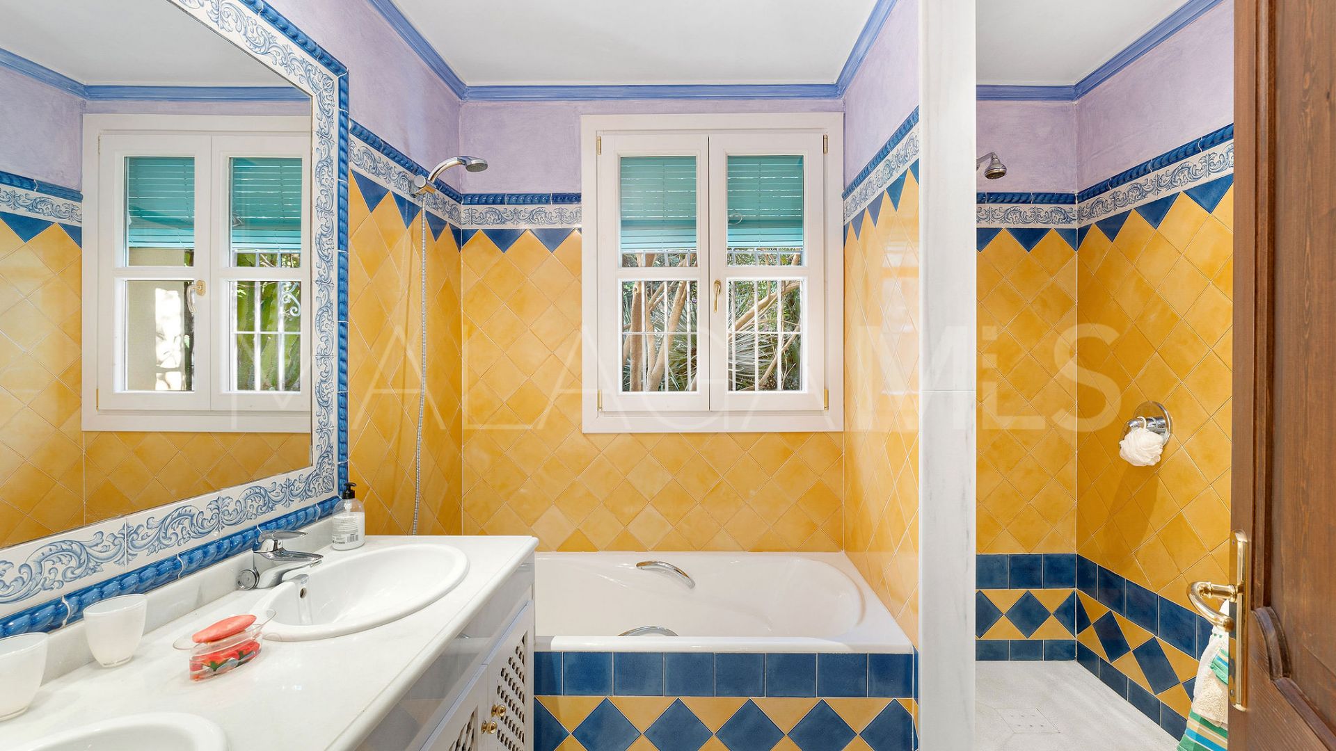 For sale villa with 4 bedrooms in El Madroñal