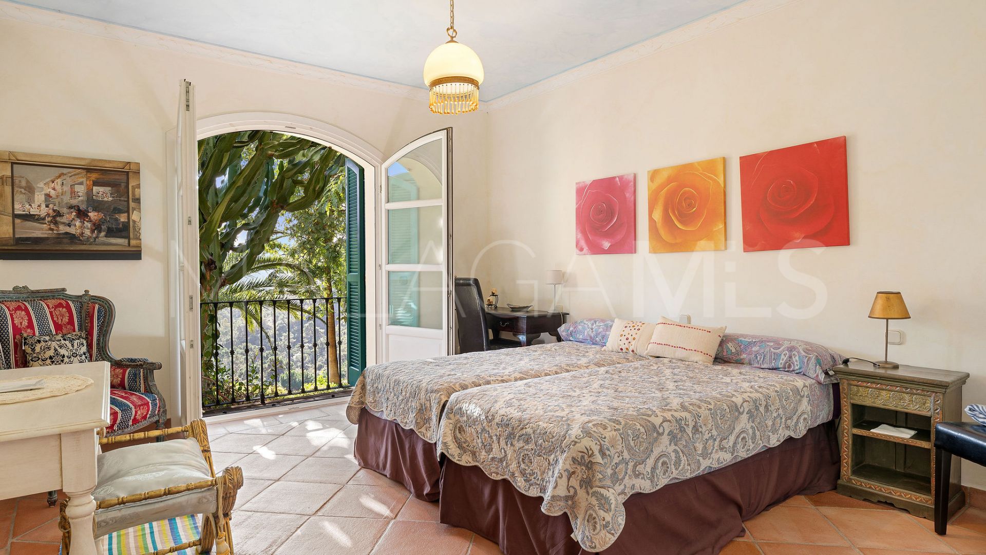 For sale villa with 4 bedrooms in El Madroñal