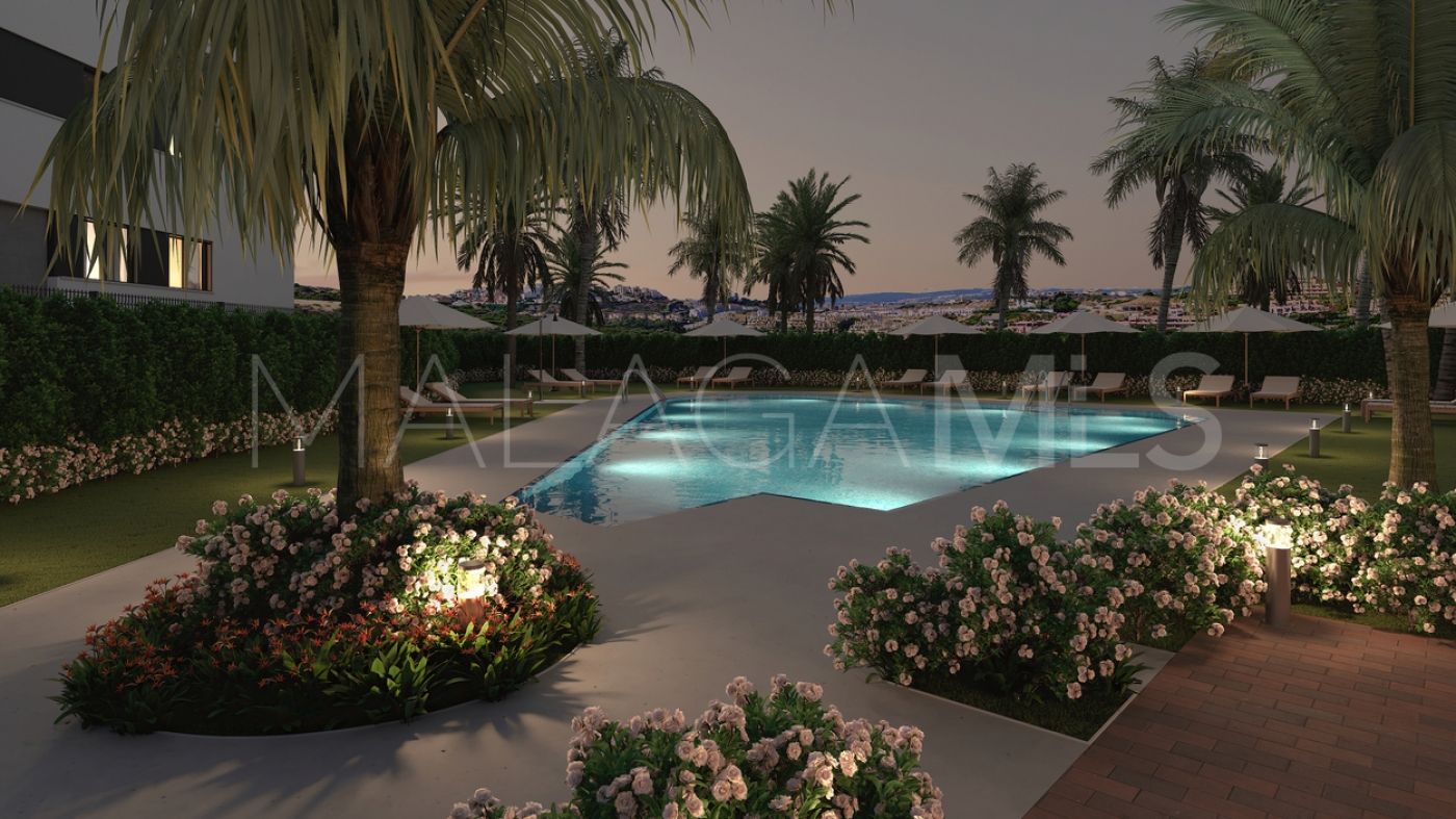 2 bedrooms penthouse for sale in Camarate Golf