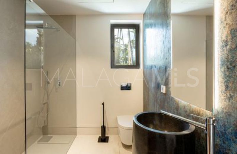 Villa for sale in Paraiso Medio