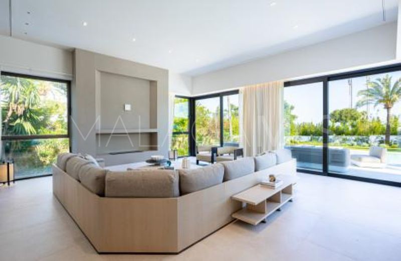 Villa for sale in Paraiso Medio