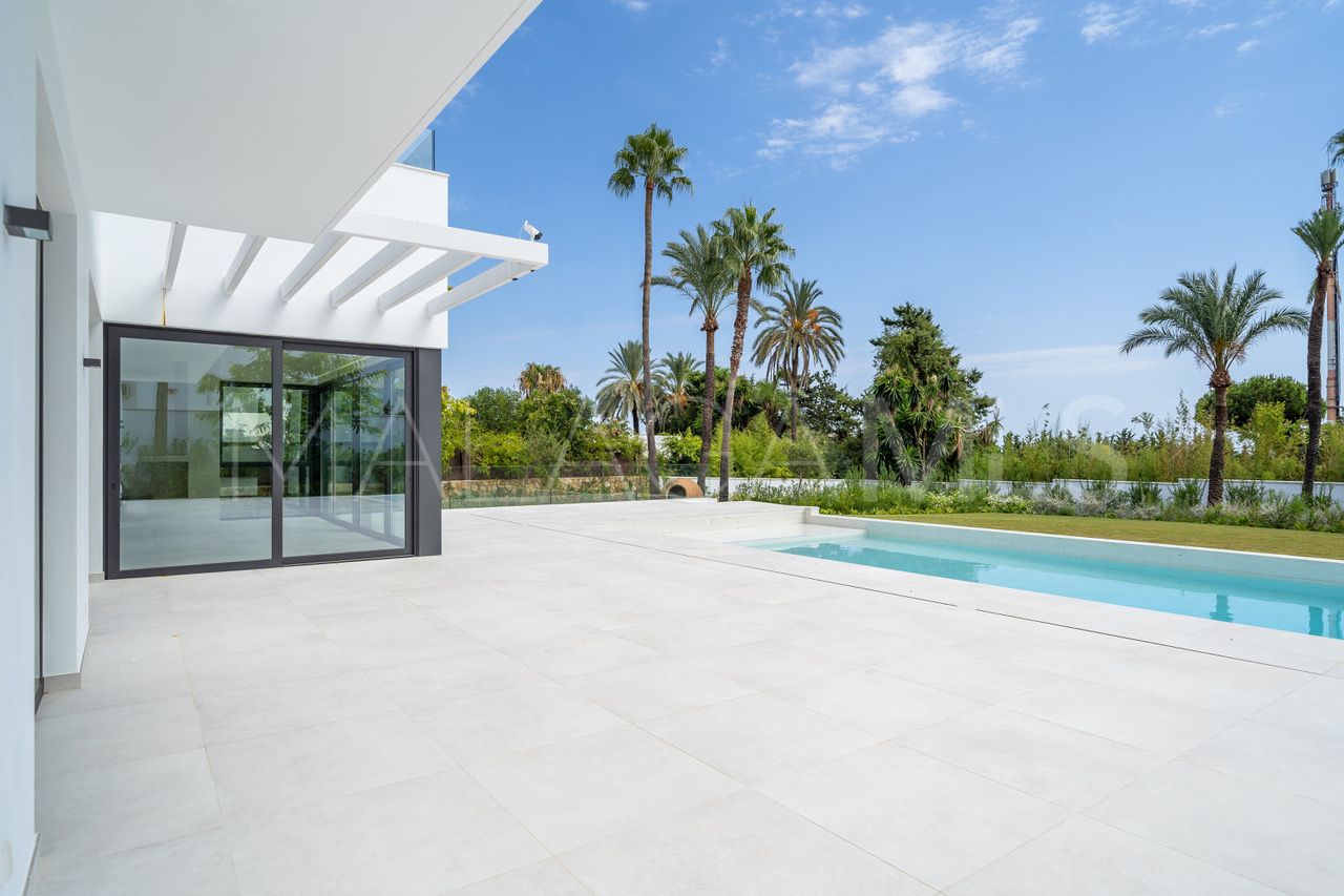 Villa for sale in Paraiso Medio