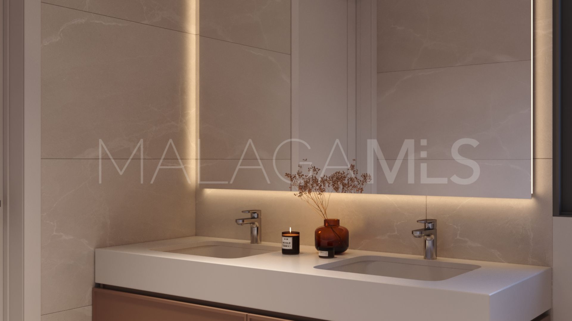 For sale ground floor apartment in Estepona