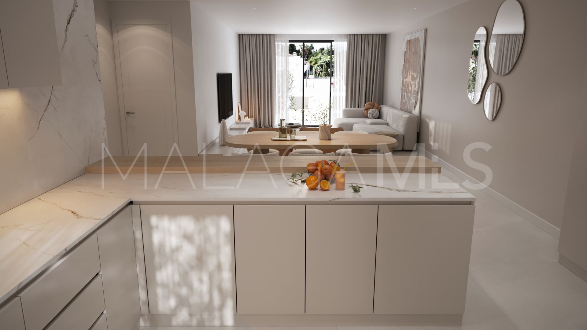 For sale ground floor apartment in Estepona