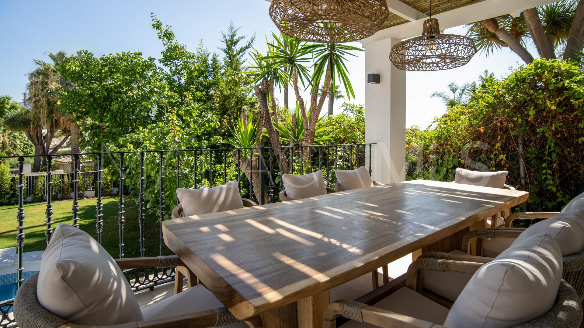 Villa for sale de 5 bedrooms in Las Brisas