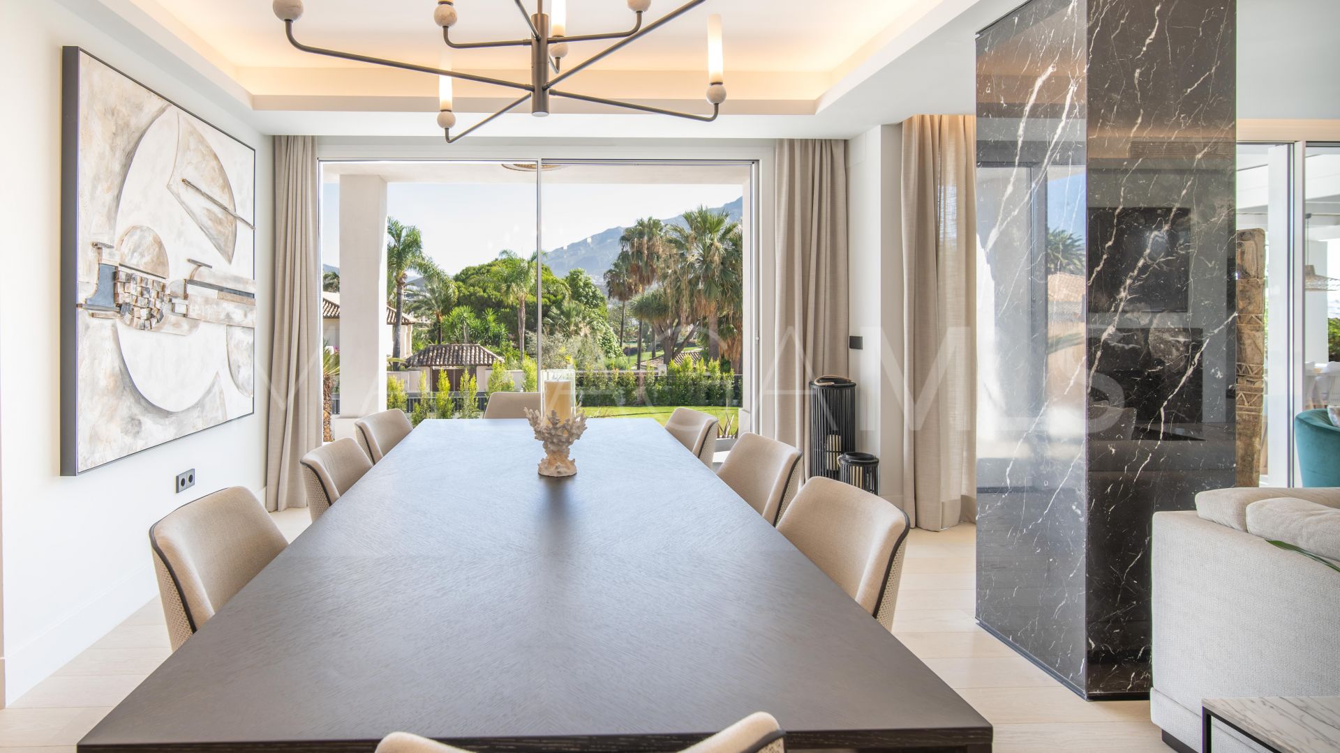 Villa for sale de 5 bedrooms in Las Brisas