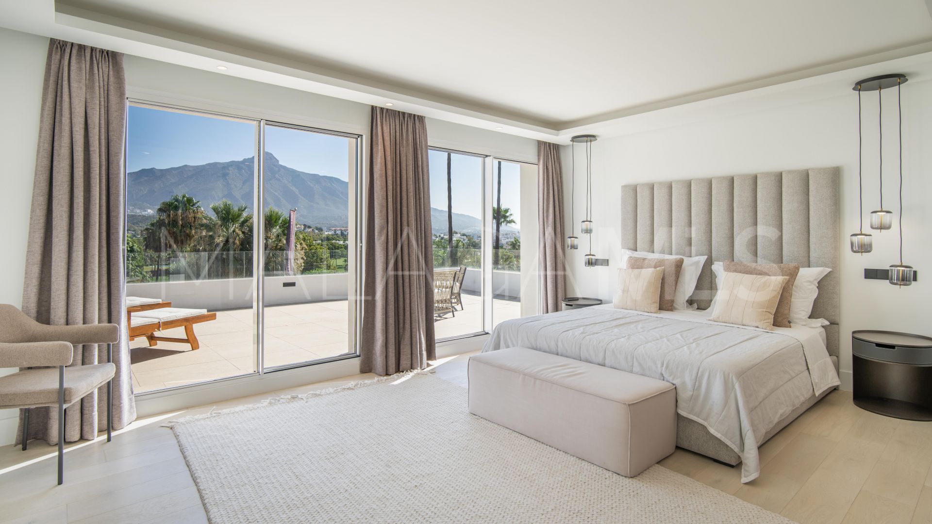 Villa for sale de 5 bedrooms in Las Brisas