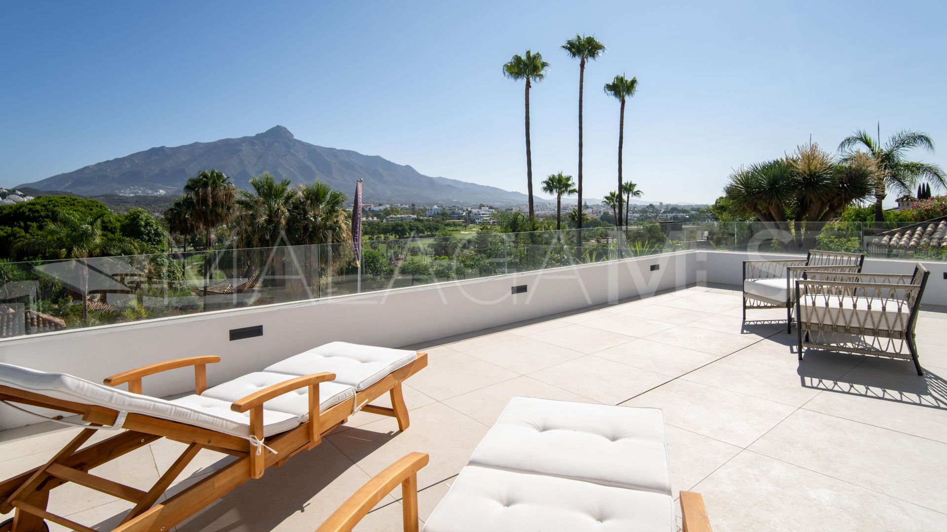 Villa for sale de 5 bedrooms in Las Brisas