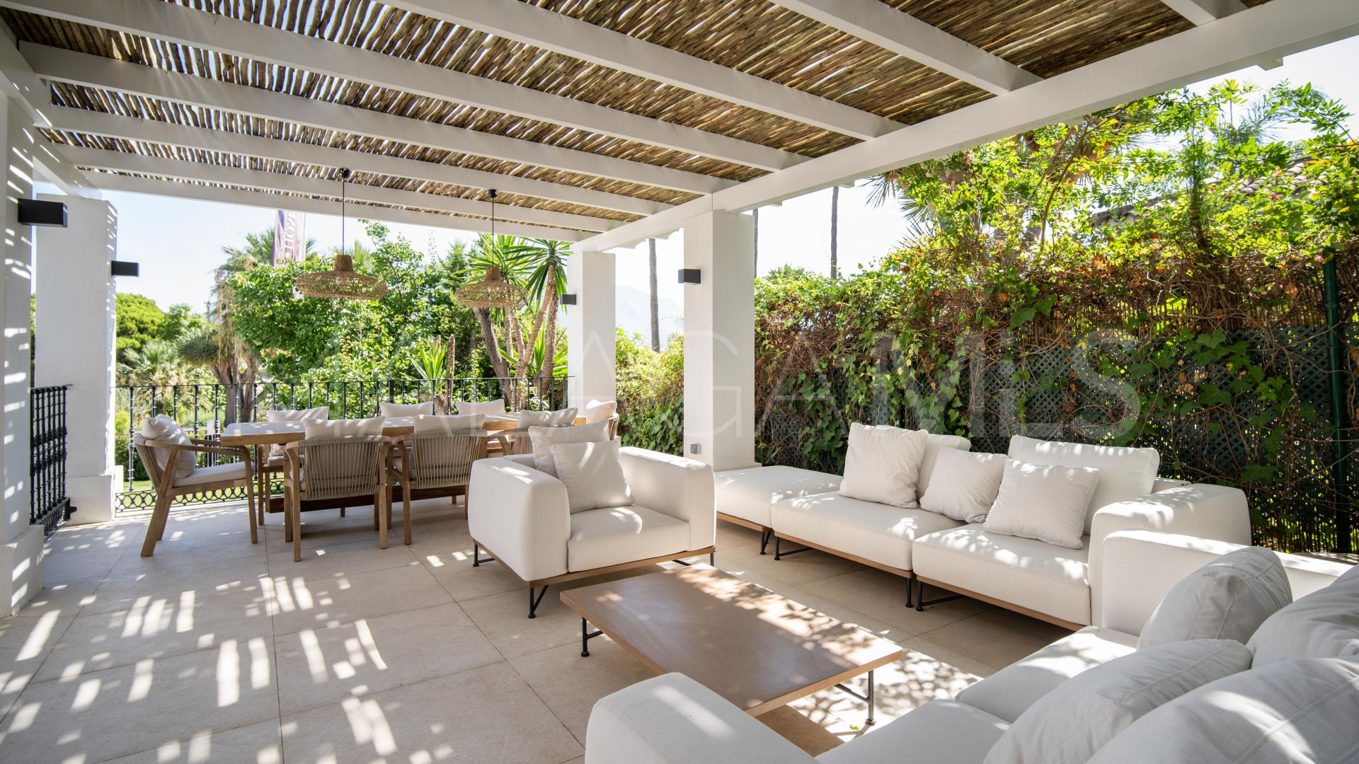 Villa for sale de 5 bedrooms in Las Brisas