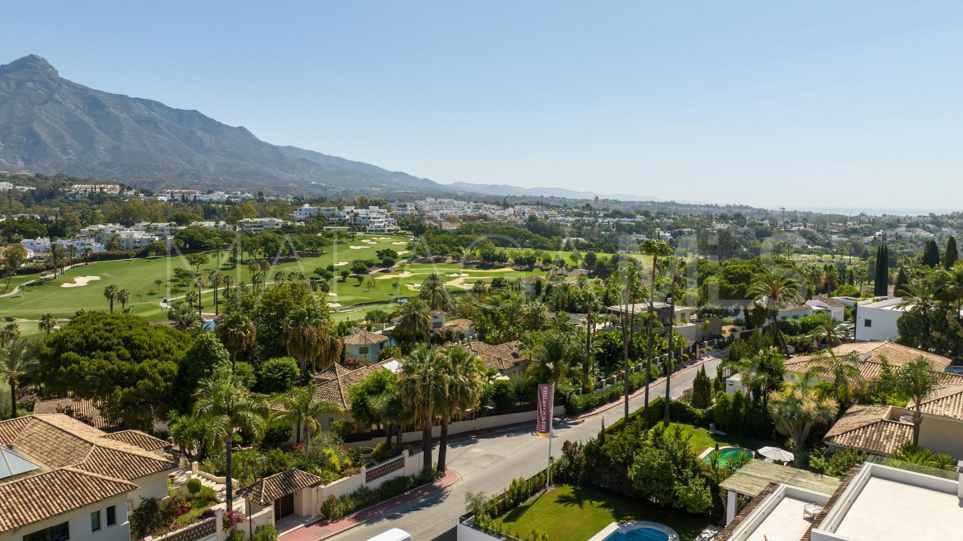 Villa for sale de 5 bedrooms in Las Brisas