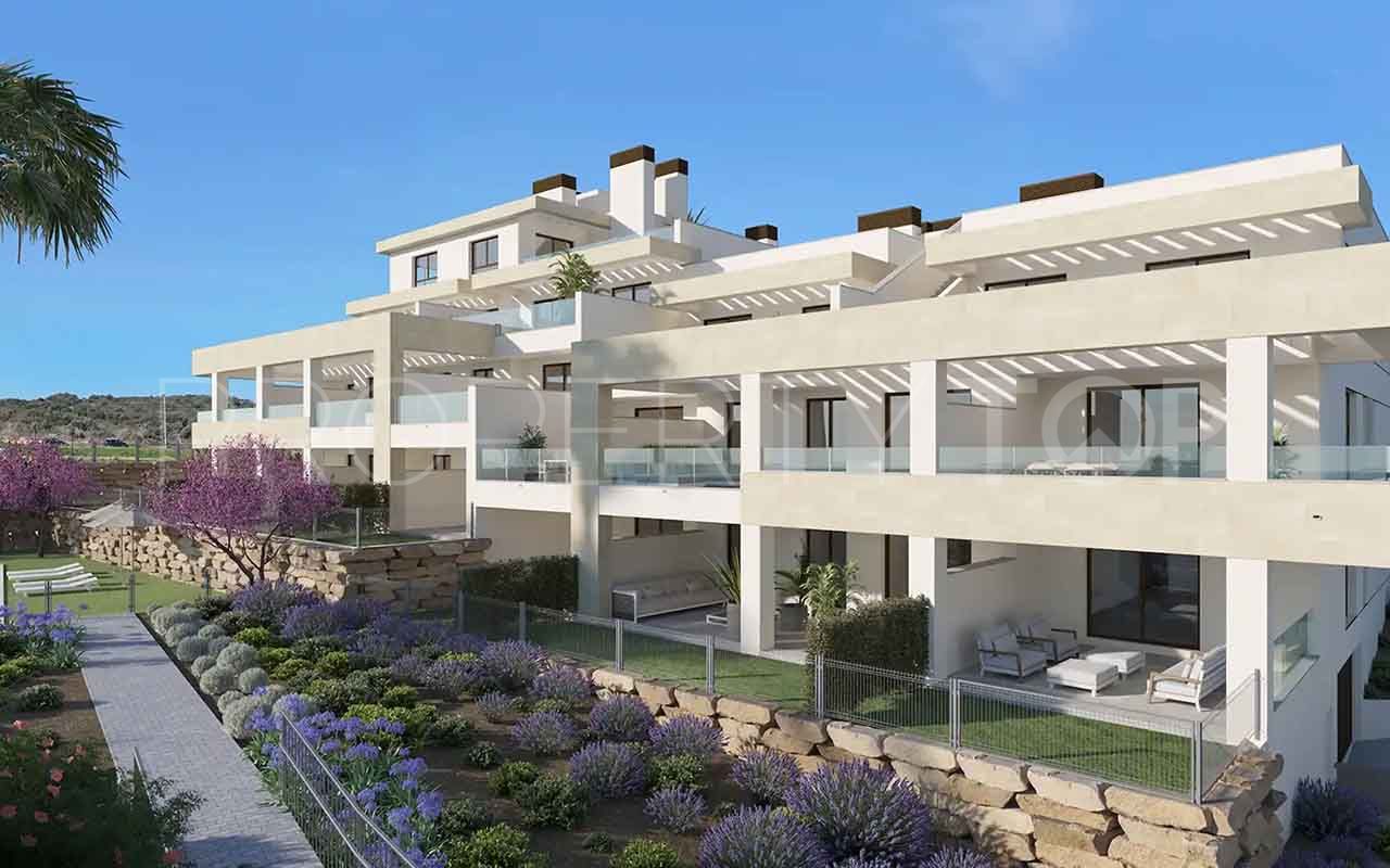 Estepona Oeste, apartamento planta baja de 3 dormitorios en venta