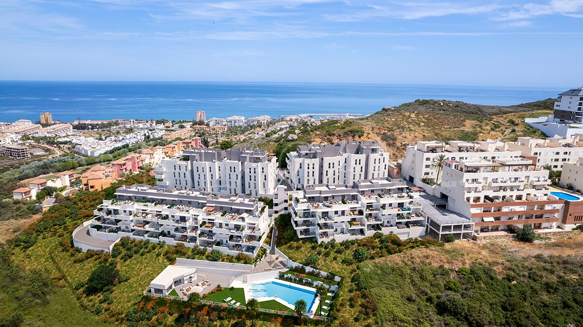 For sale La Duquesa 2 bedrooms penthouse