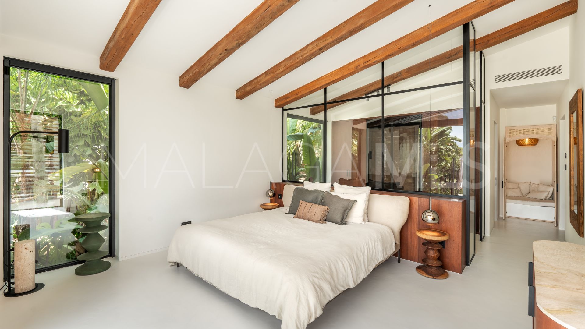 Nueva Andalucia, villa for sale