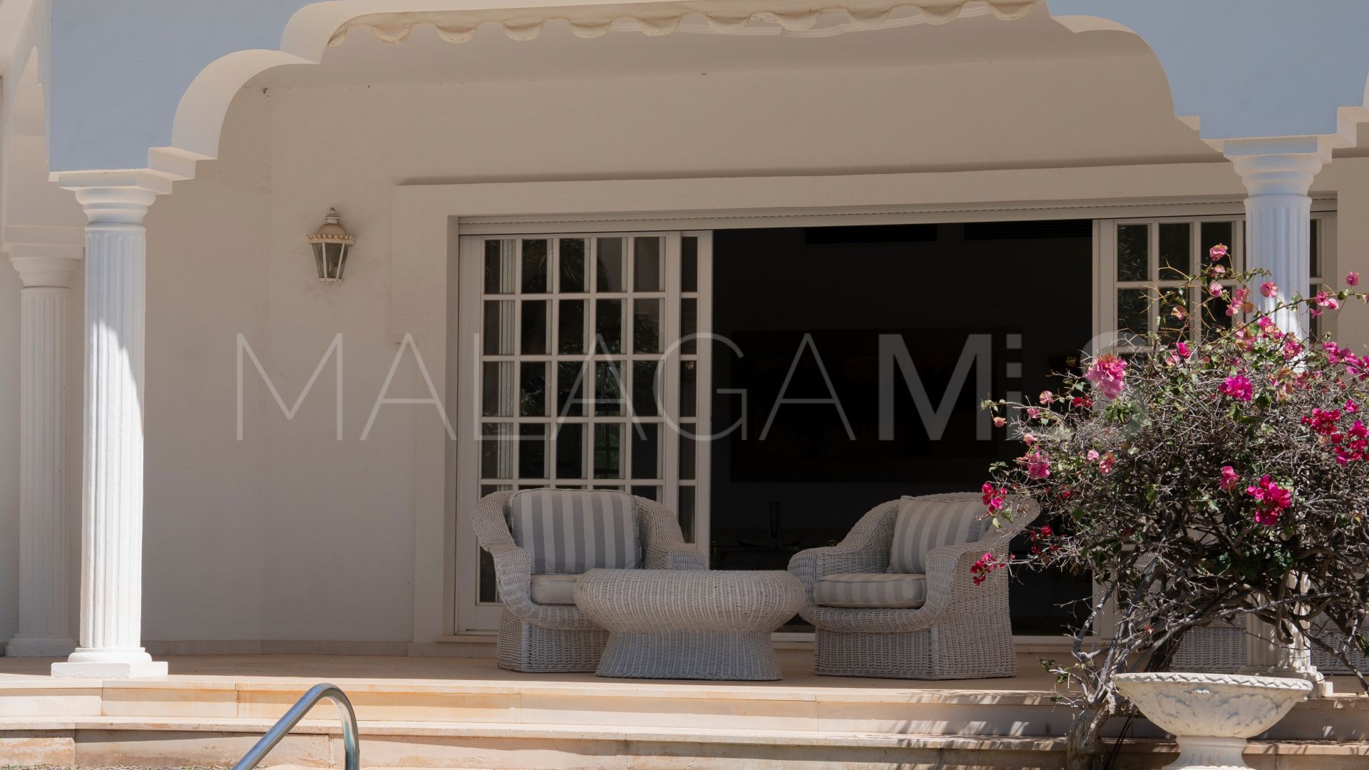 For sale El Paraiso villa with 4 bedrooms