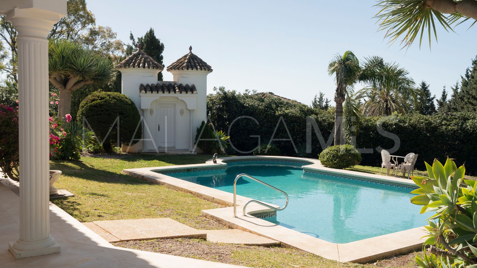 Se vende villa with 4 bedrooms in El Paraiso