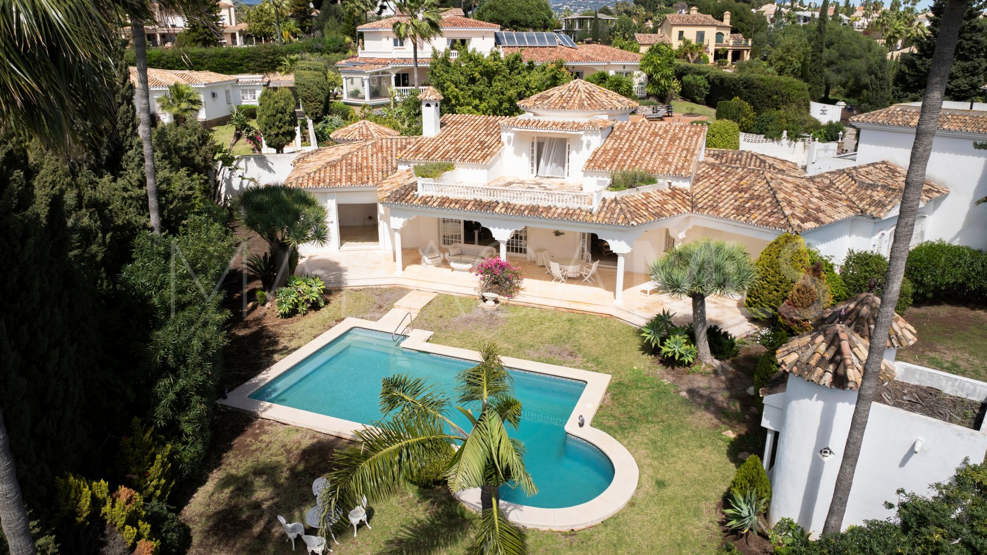 Se vende villa with 4 bedrooms in El Paraiso