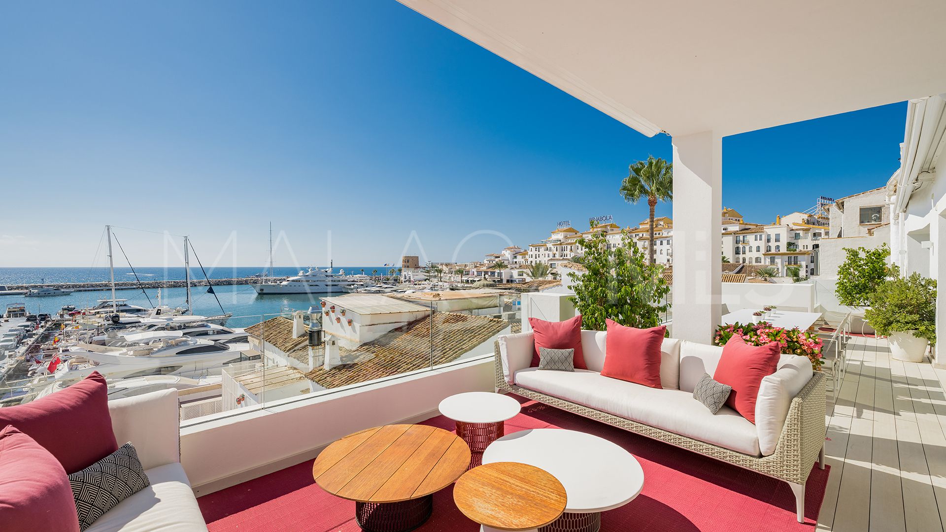 For sale 3 bedrooms apartment in Marbella - Puerto Banus