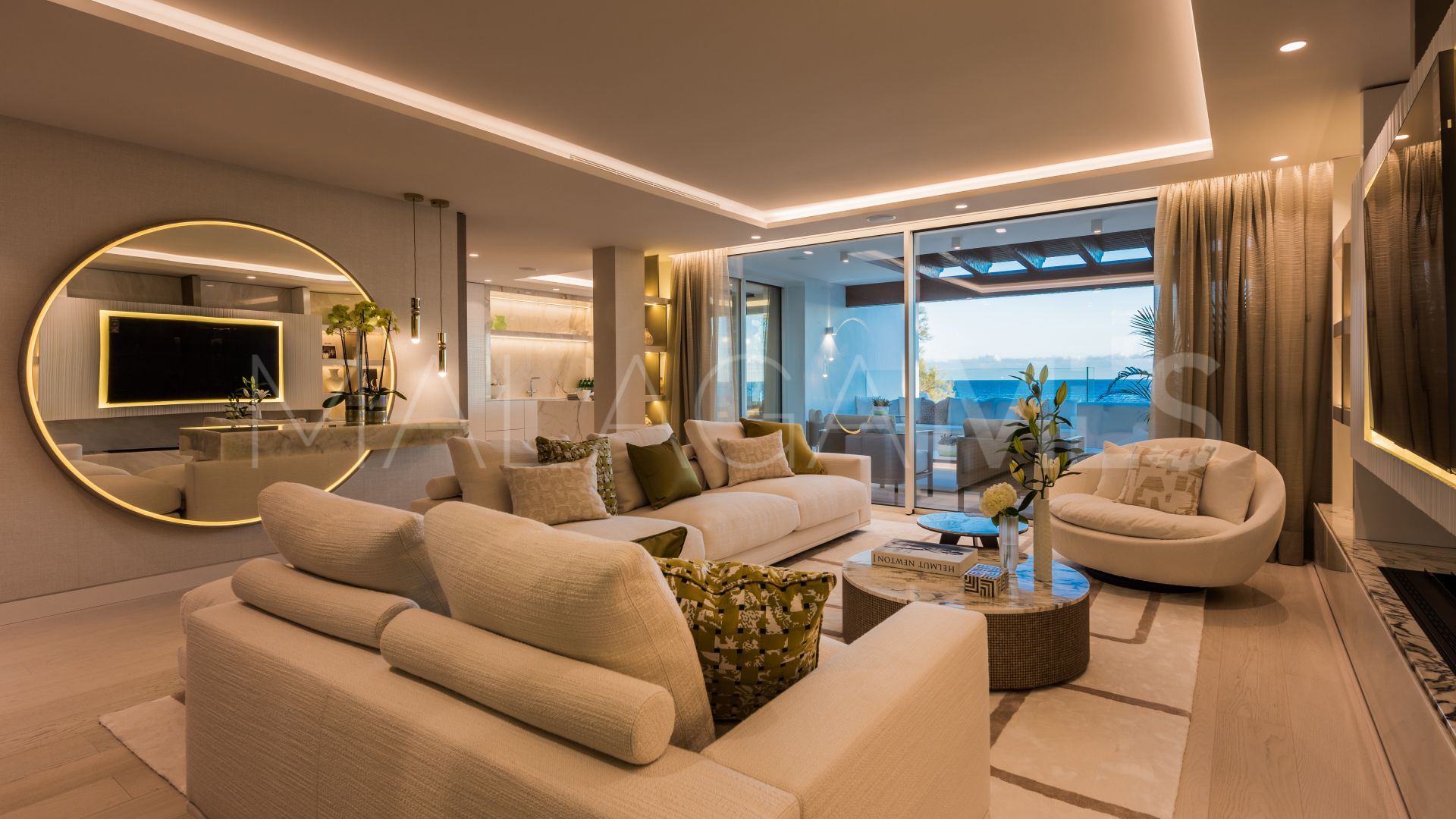 Marina de Puente Romano, atico duplex with 4 bedrooms a la venta