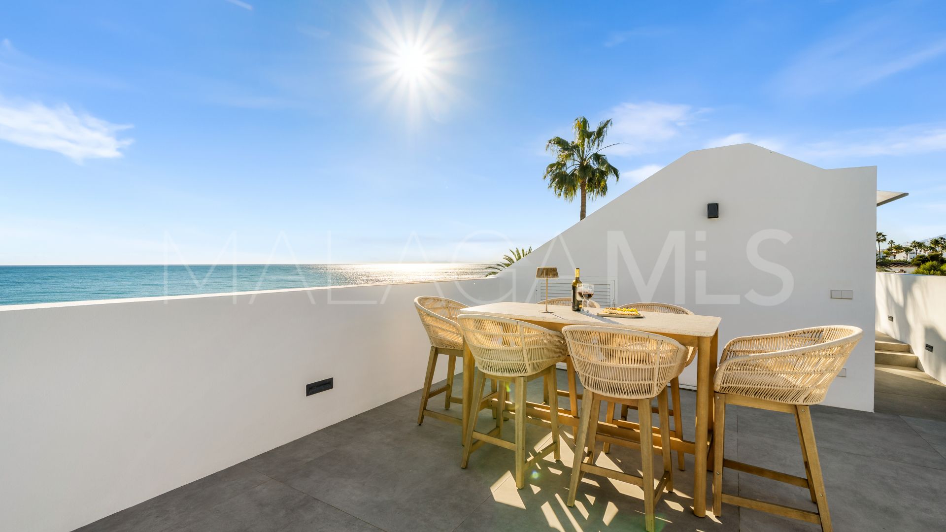Villa for sale in Beach Side New Golden Mile