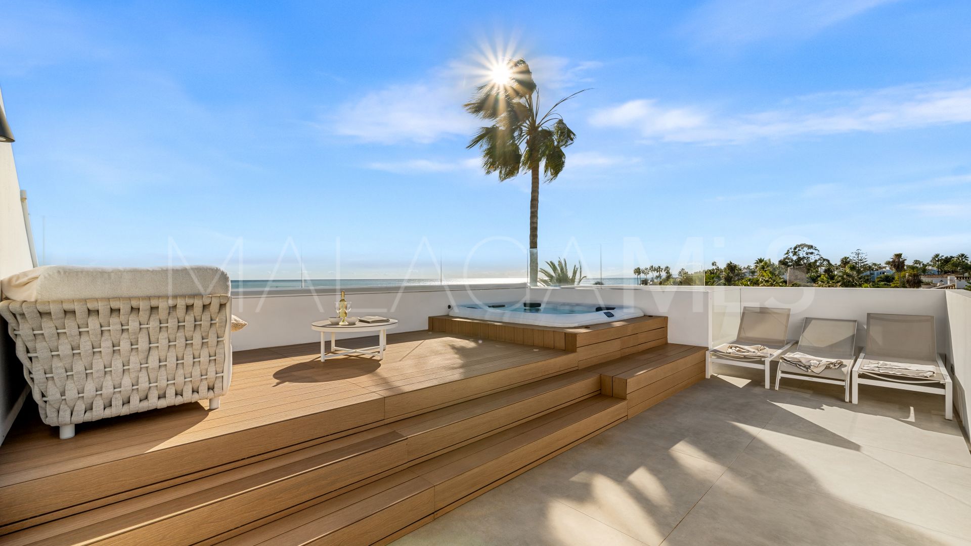 Villa for sale in Beach Side New Golden Mile