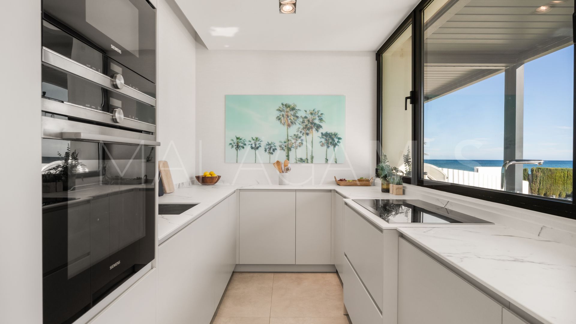 Villa for sale in Beach Side New Golden Mile