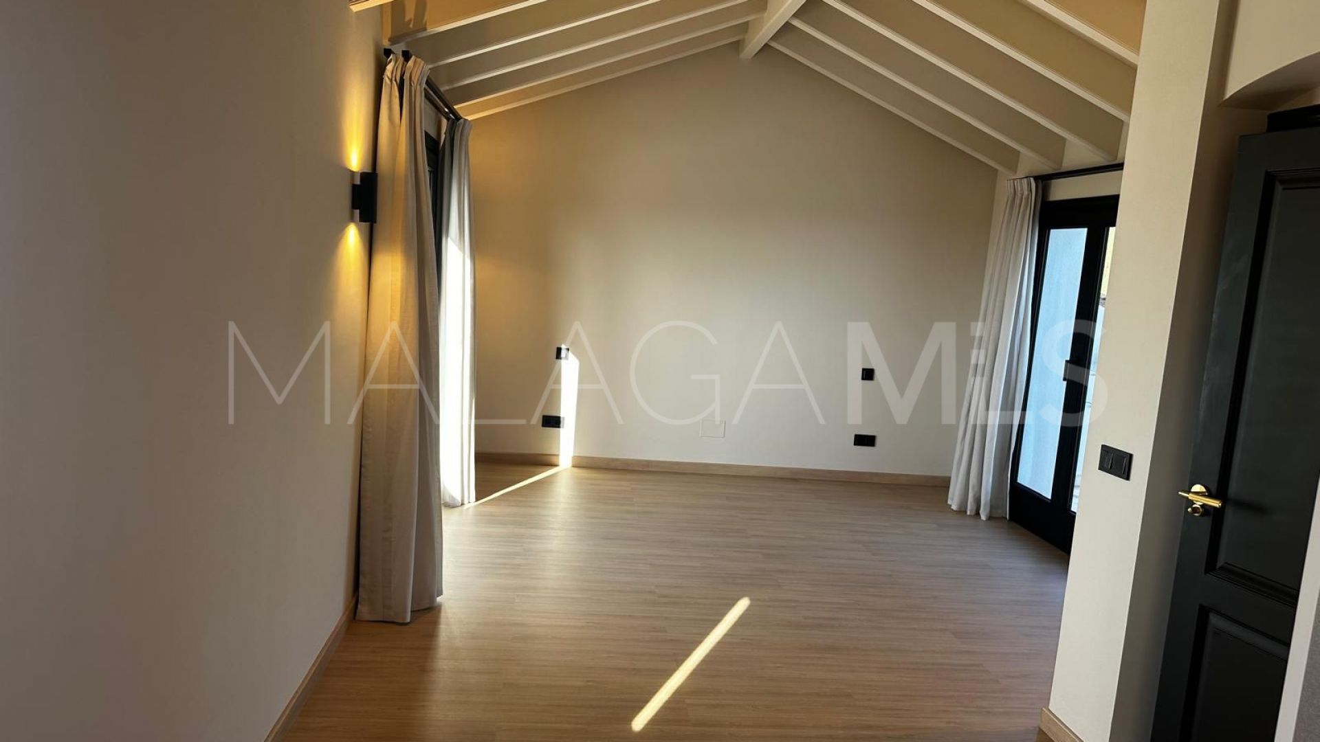 Atico duplex for sale in Monte Paraiso Country Club with 4 bedrooms