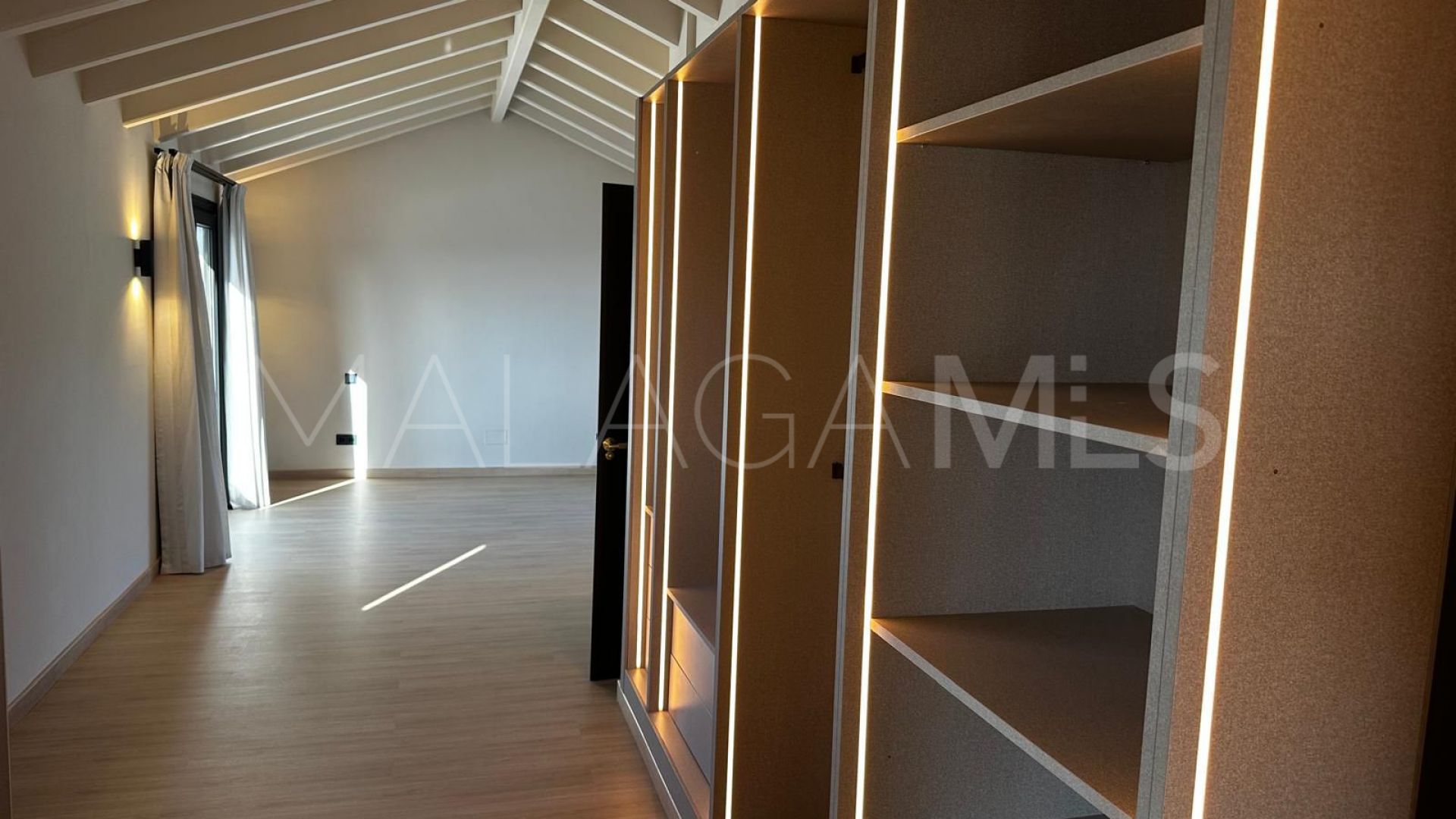 Atico duplex for sale in Monte Paraiso Country Club with 4 bedrooms