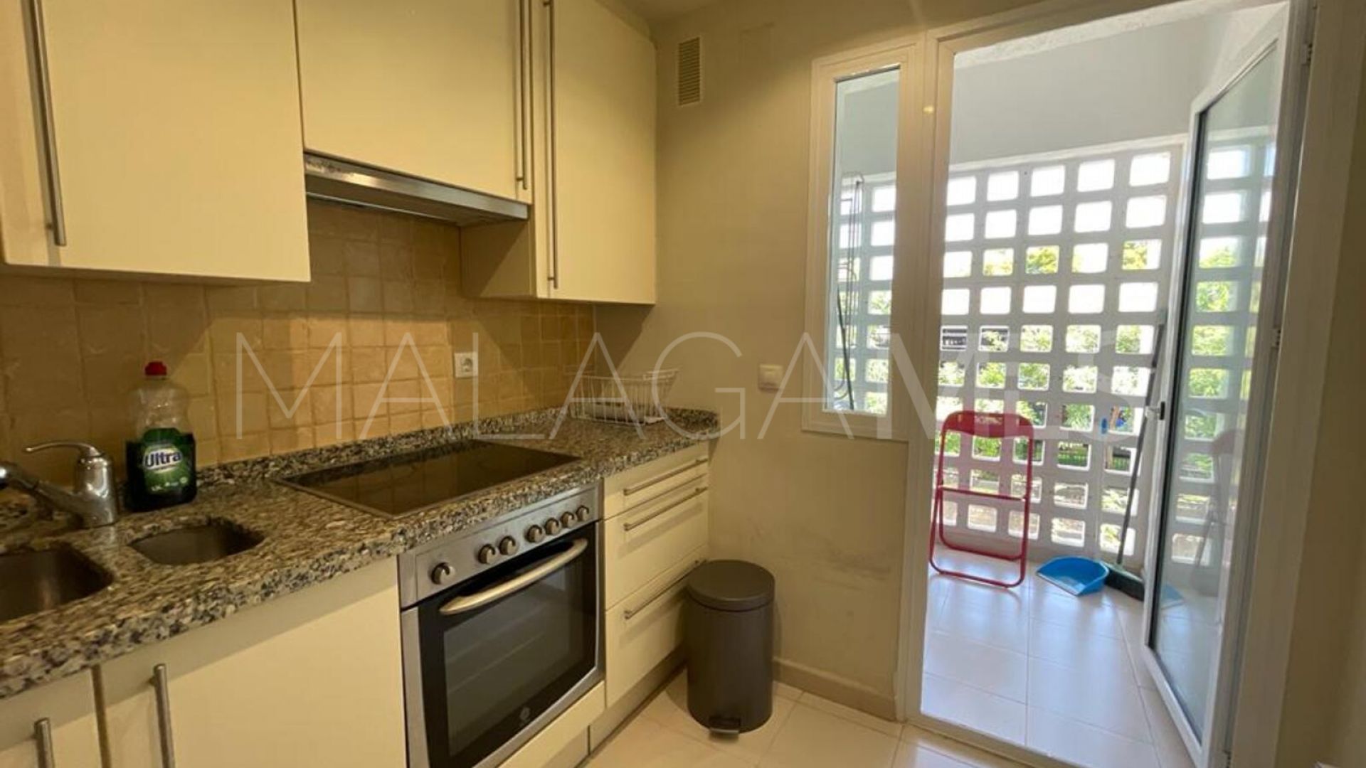 Lägenhet for sale in Nueva Andalucia
