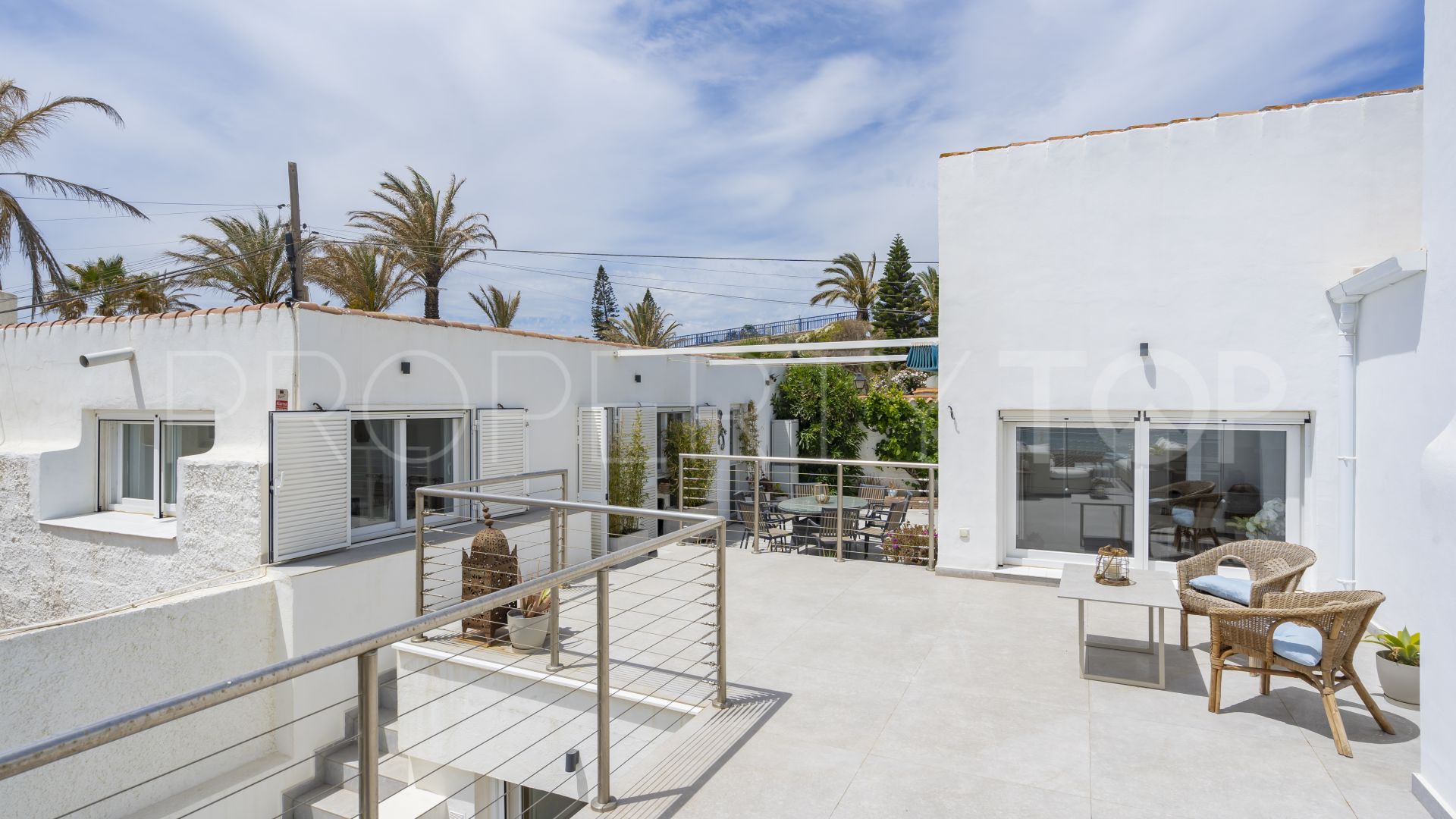 Villa en venta en Estepona Playa de 4 dormitorios