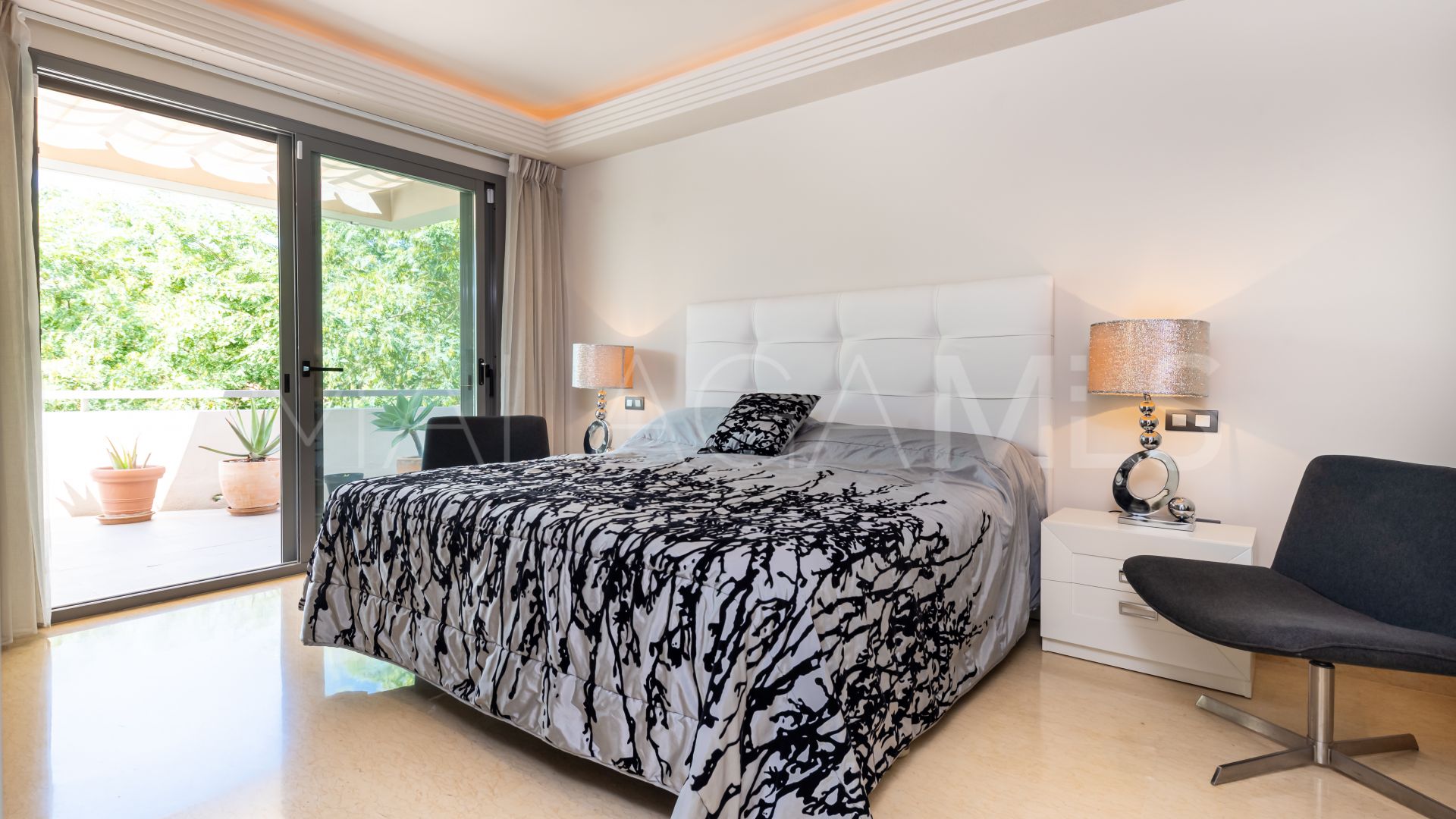 Wohnung for sale in Benahavis